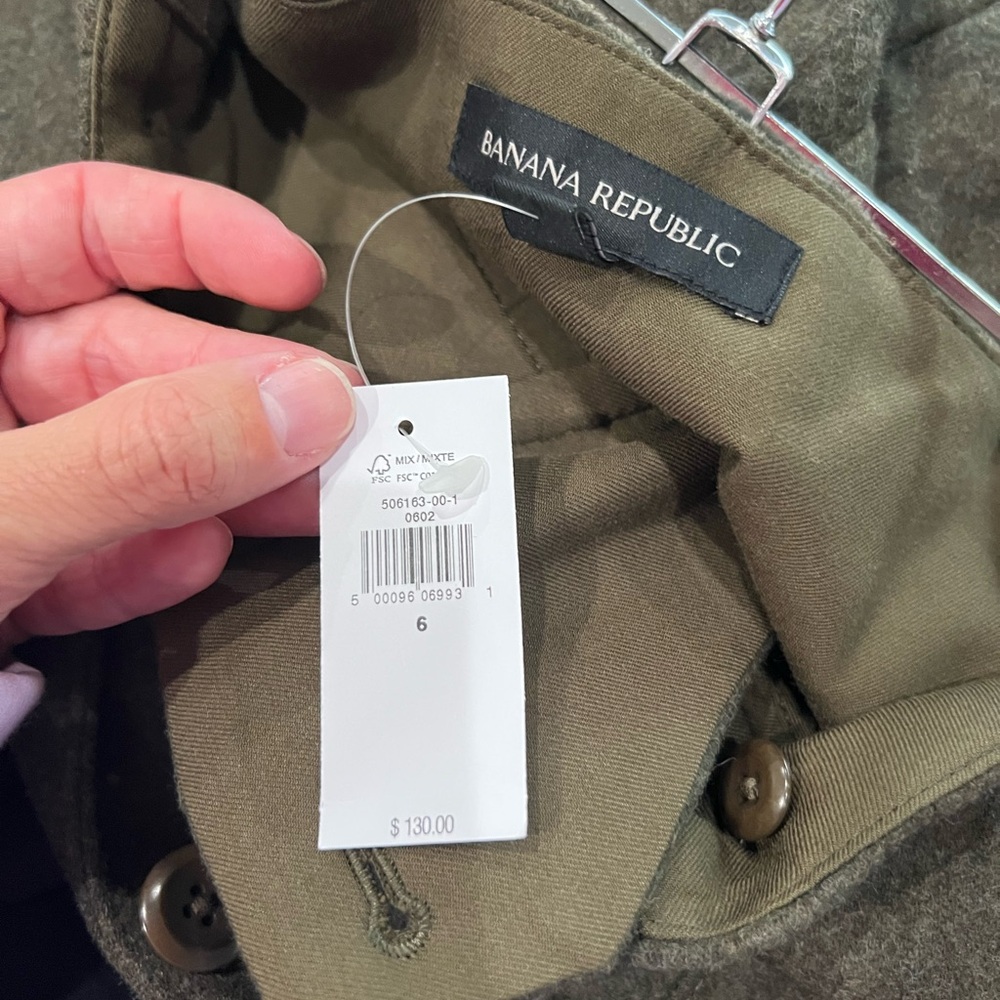 NWT BANANA REPUBLIC SUIT - Picture 2 of 6